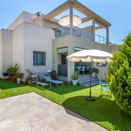 Stunning In With Swimming Pool Holiday home