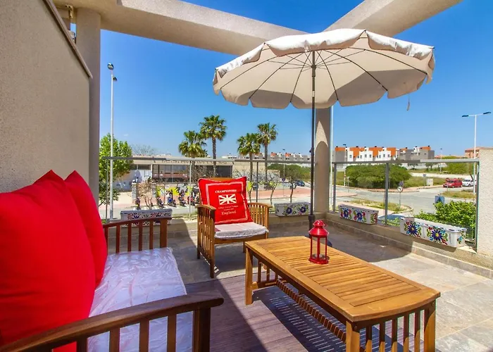 3 Bedroom Stunning In Semesterbostad